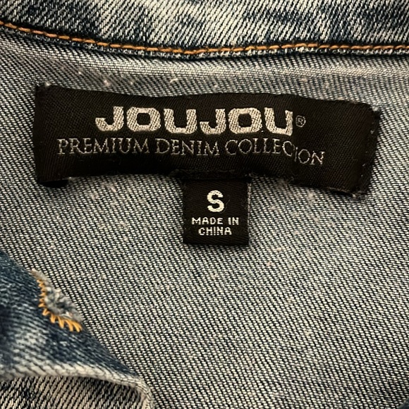 Embroidered Jean jacket - Picture 5 of 7